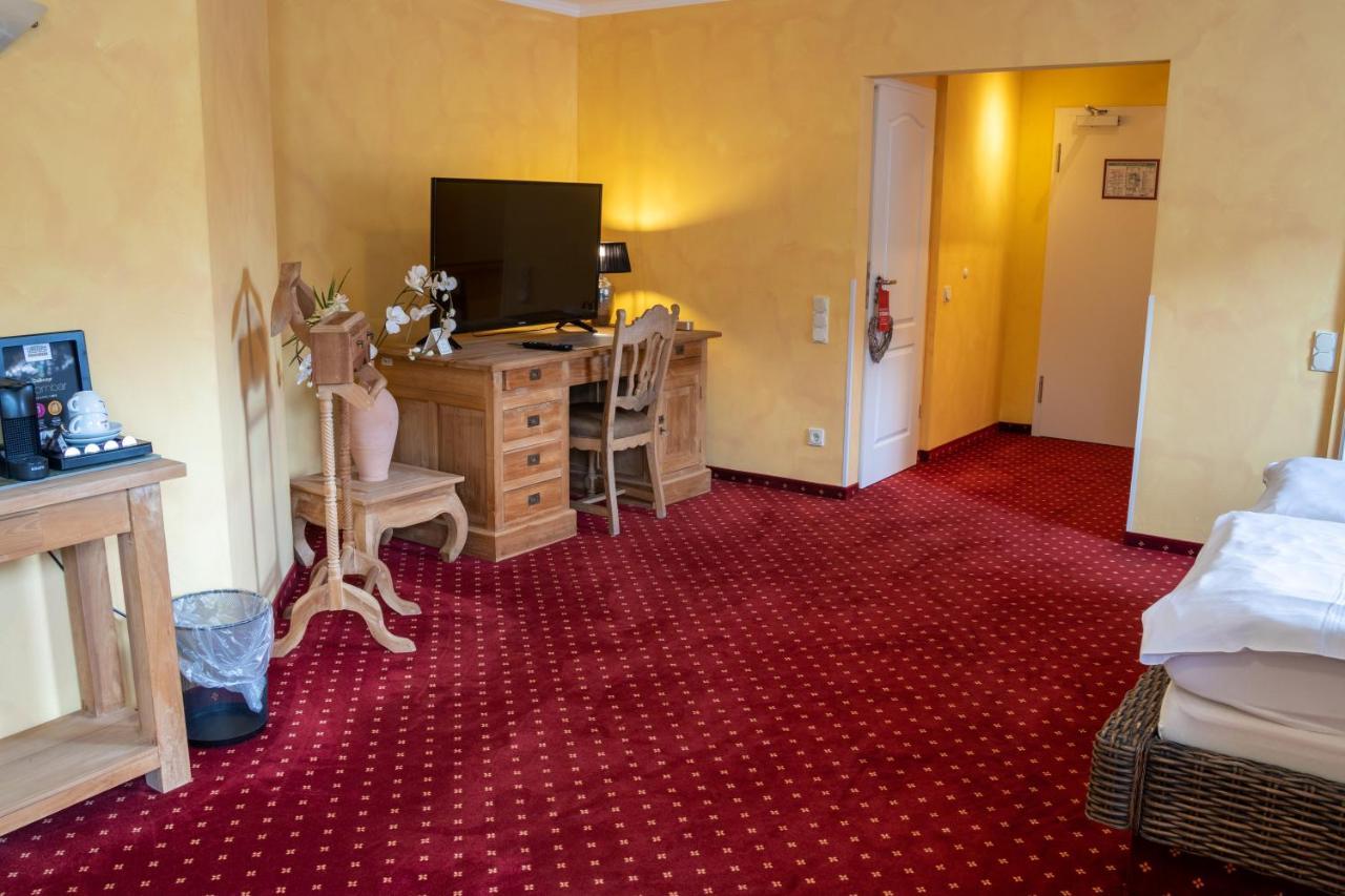 Hotel Landhaus Knappmann Эссен Экстерьер фото