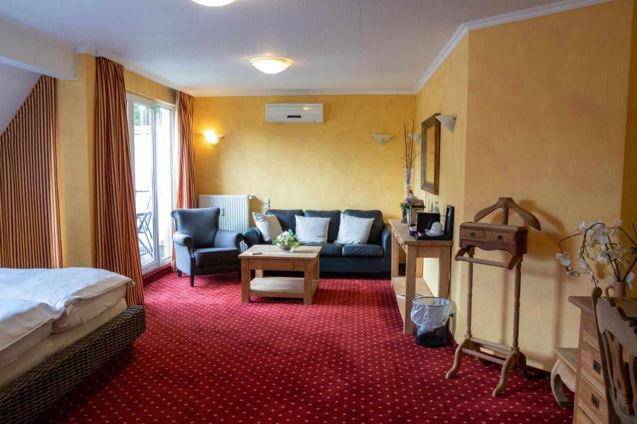 Hotel Landhaus Knappmann Эссен Экстерьер фото