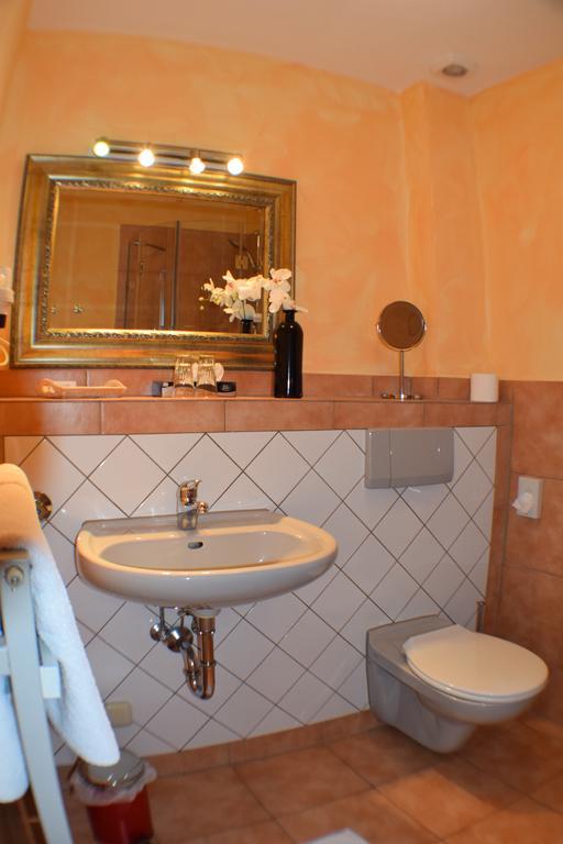 Hotel Landhaus Knappmann Эссен Экстерьер фото