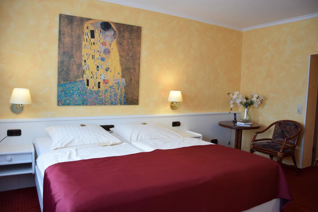 Hotel Landhaus Knappmann Эссен Экстерьер фото