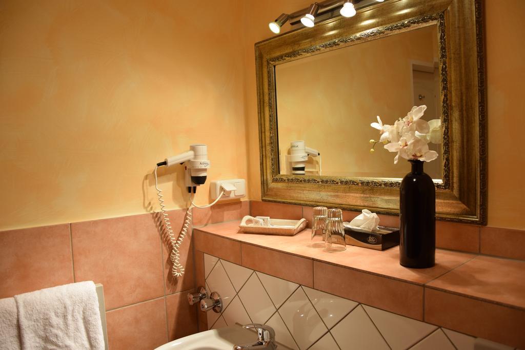 Hotel Landhaus Knappmann Эссен Экстерьер фото